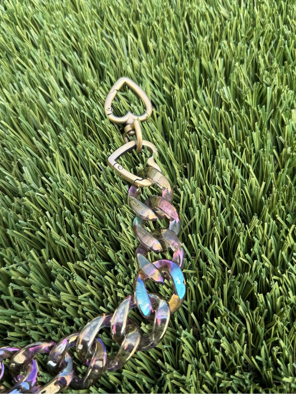 Novelty Strap| Bag Strap| Bronzed Iridescent Heart Chain Link| Heart Shaped - Picture 4 of 4